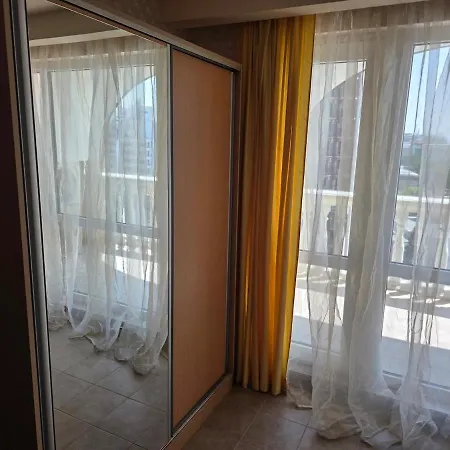 Apartman Miramar Palace Napospart
