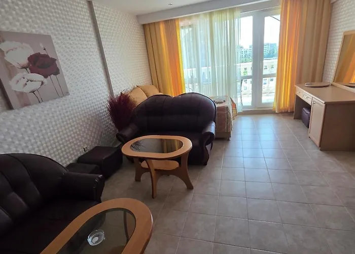 Apartmán Miramar Palace Sluneční pobřeží